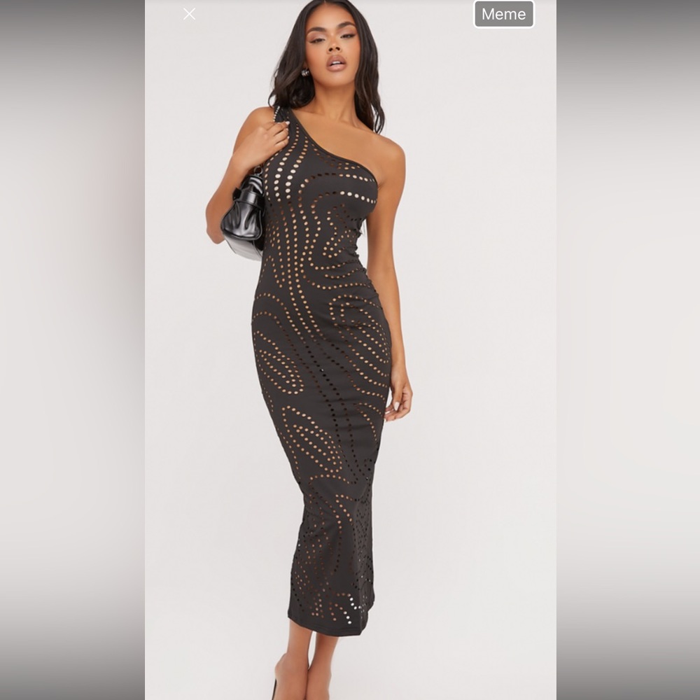 EGO ONE SHOULDER CUT OUT DETAIL SEAMLESS MIDI DRESS IN BLACK